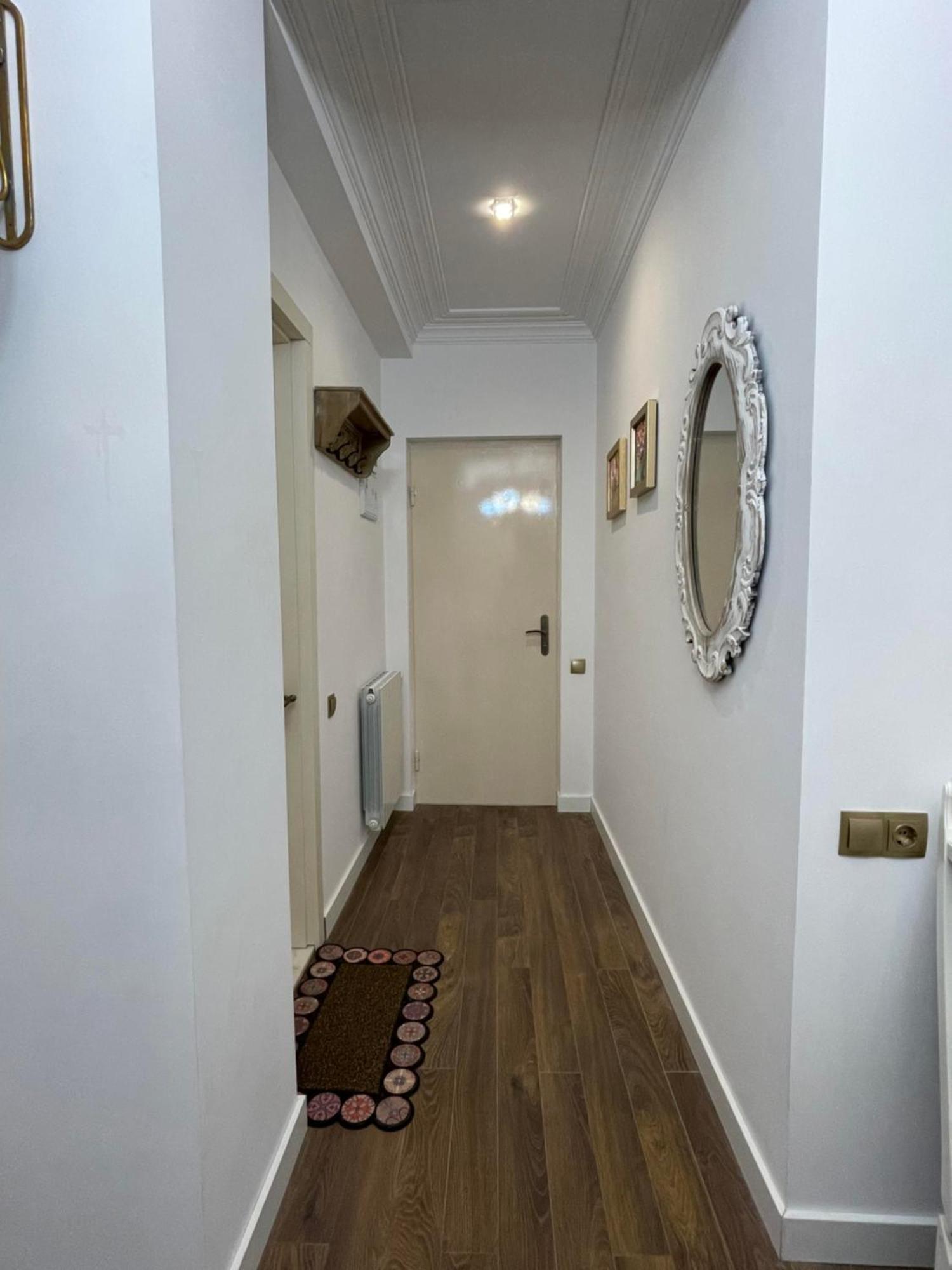 Picasso Apartment Кутаиси Экстерьер фото