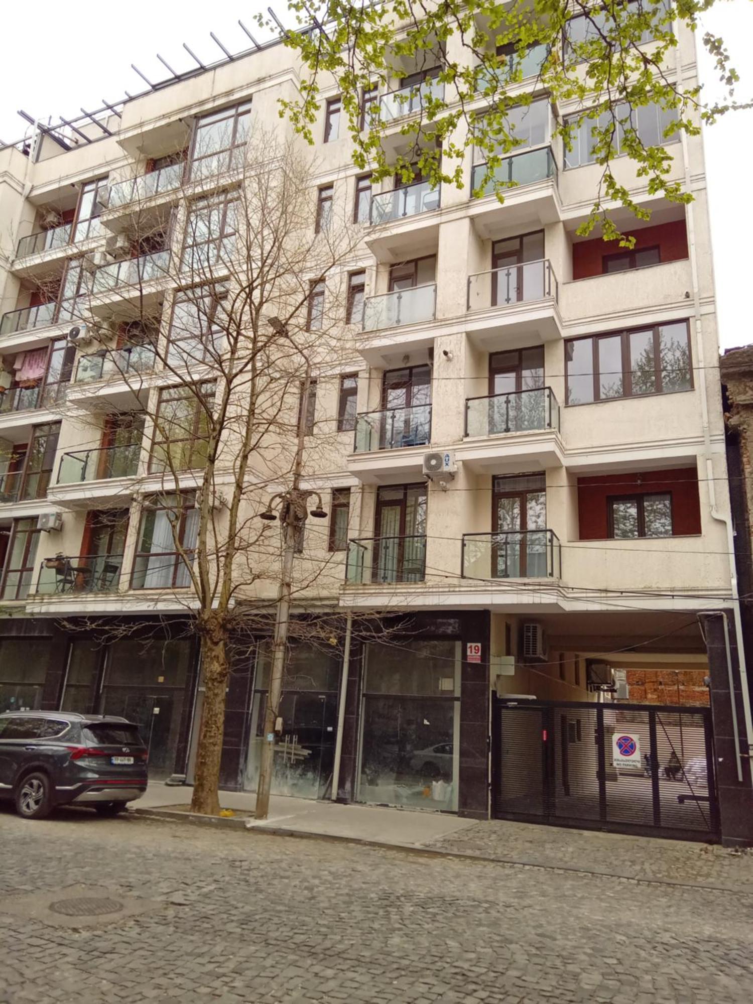 Picasso Apartment Кутаиси Экстерьер фото